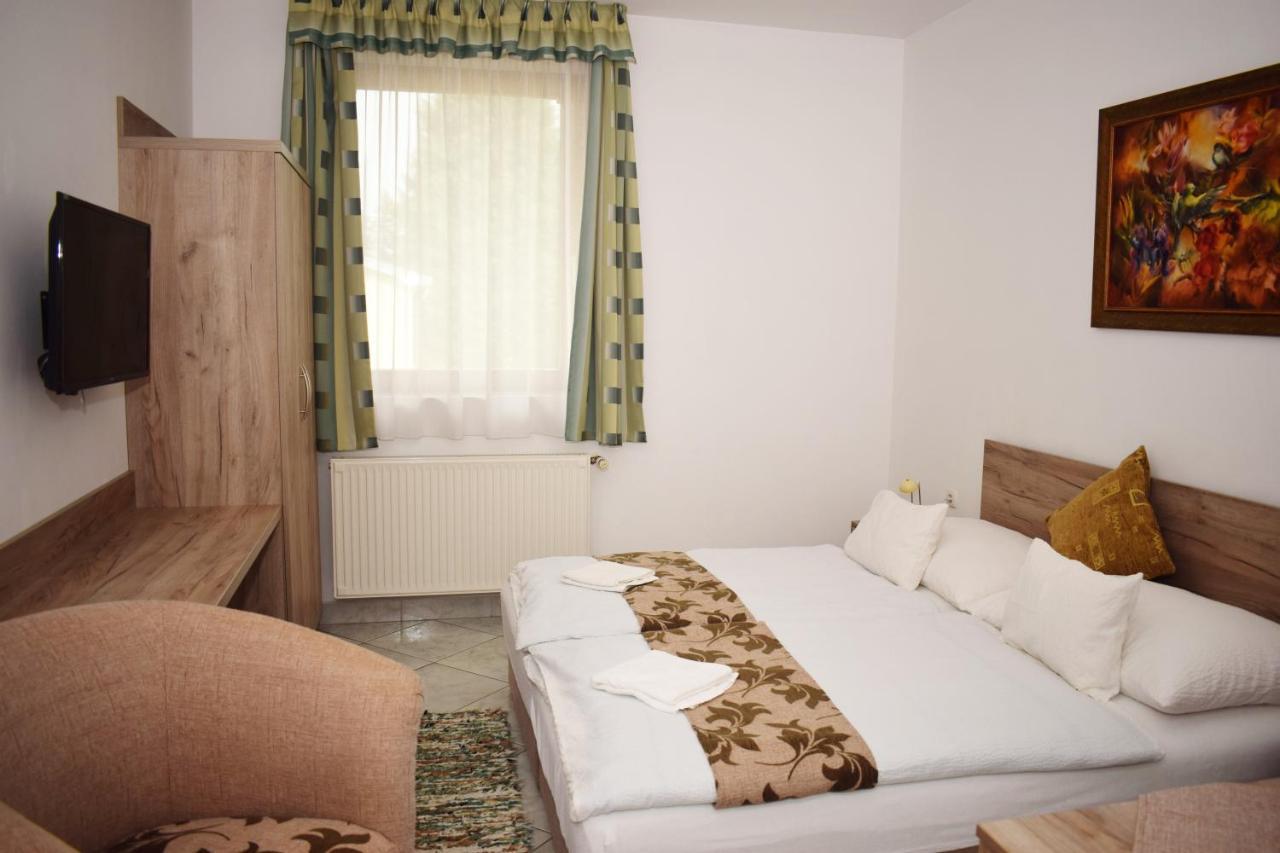 Varga Apartmanhaz Zalakaros Buitenkant foto