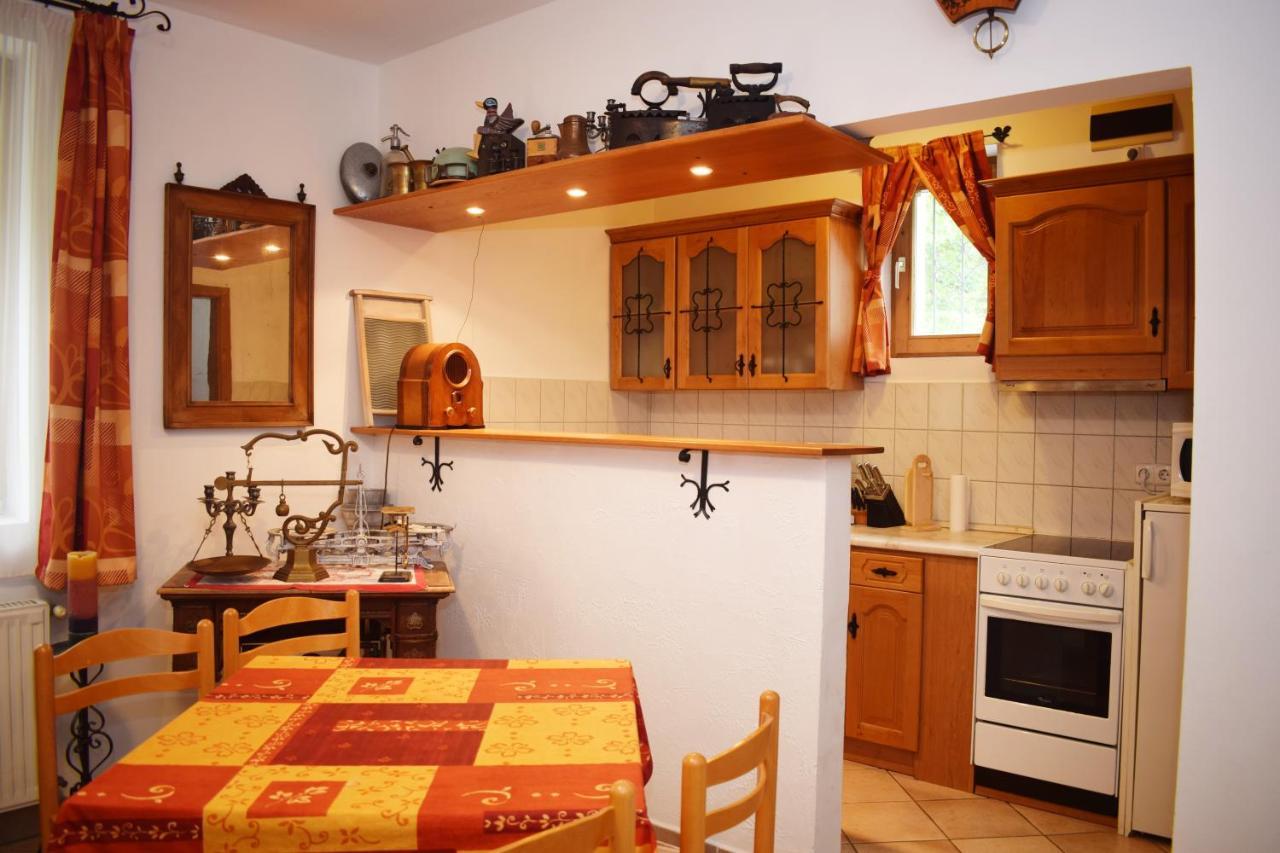 Varga Apartmanhaz Zalakaros Buitenkant foto