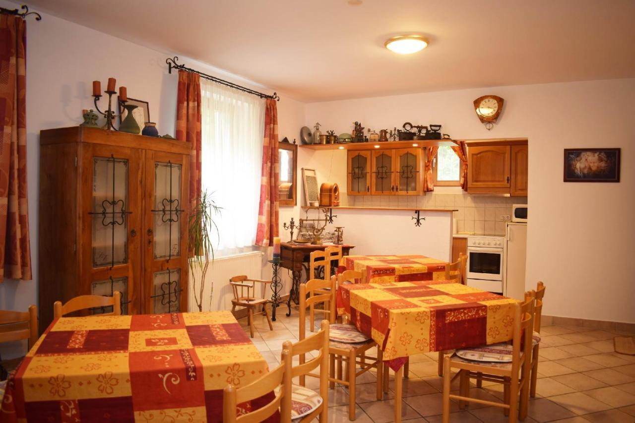 Varga Apartmanhaz Zalakaros Buitenkant foto